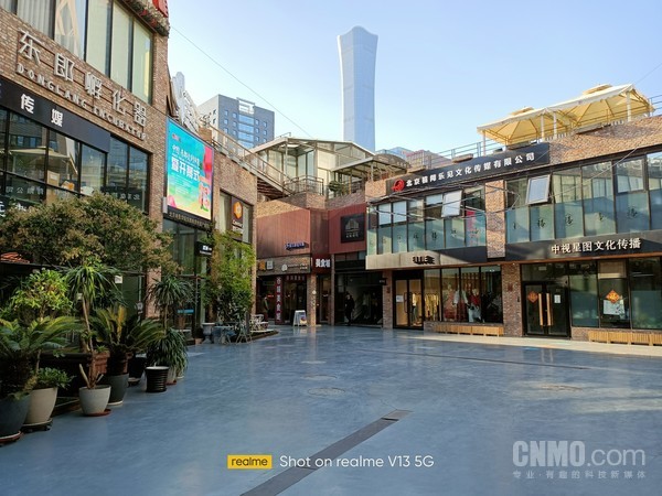 真我V13样张 realme 真我V13评测:5000mAh大电池也能有轻薄手感
