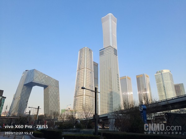 vivo X60 Pro评测:携手蔡司 移动影像的一次华丽转身 vivo X60 Pro评测:携手蔡司 移动影像的一次华丽转身