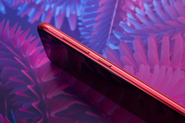 华为nova5 Pro 华为nova5 Pro体验评测:年轻人眼中的潮流自拍王者