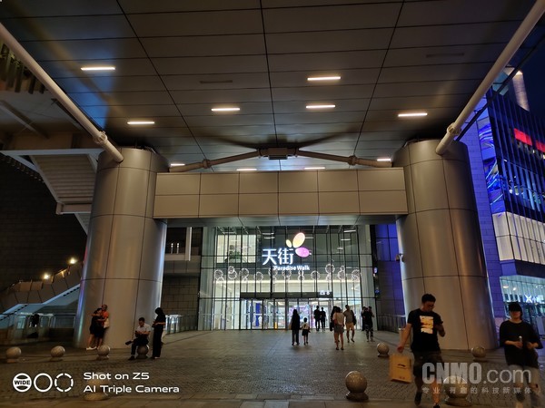 全能ACE vivo Z5的诞生:论拍照我们只和旗舰手机比