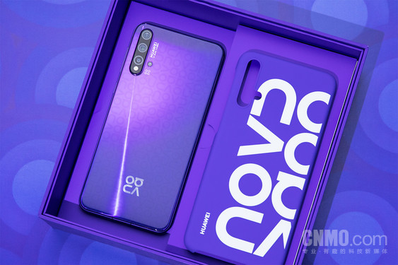 华为nova 5 Pro星耀限定版礼盒 华为nova 5 Pro星耀限定礼盒开箱体验:高颜值 靓自拍