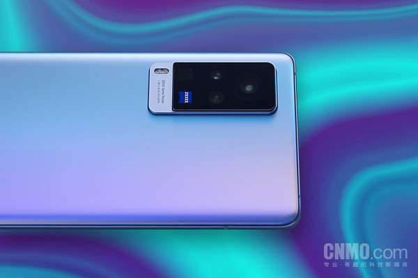 vivo X60 Pro评测:携手蔡司 移动影像的一次华丽转身 vivo X60 Pro评测:携手蔡司 移动影像的一次华丽转身