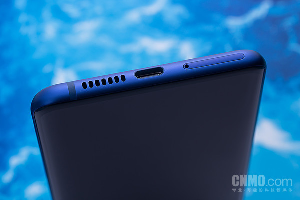 中兴天机Axon 10 Pro 中兴天机 Axon 10 Pro评测 “轻商务”与时尚的一次碰撞