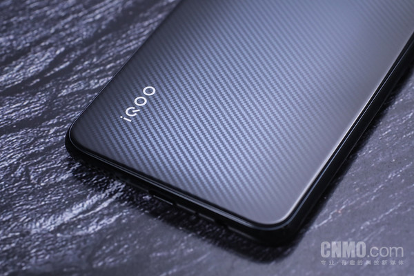 iQOO Neo评测:退一步依旧强悍 别拿845不当“干部” iQOO Neo评测:退一步依旧强悍 别拿845不当“干部”