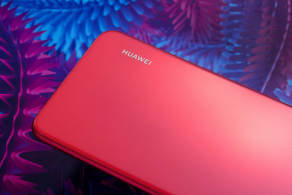华为nova5 Pro 华为nova5 Pro体验评测:年轻人眼中的潮流自拍王者