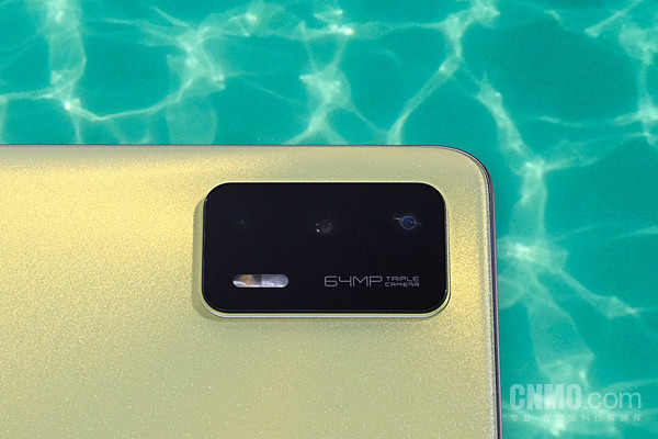 真我Q3 Pro 全面升级!千元机皇realme 真我Q3系列上手评测