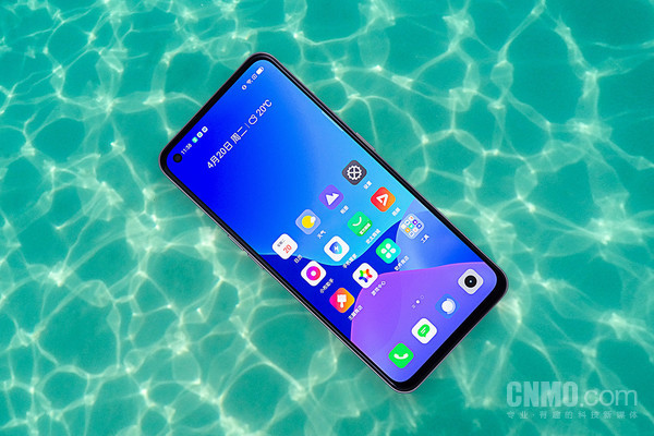 真我Q3 Pro 全面升级!千元机皇realme 真我Q3系列上手评测