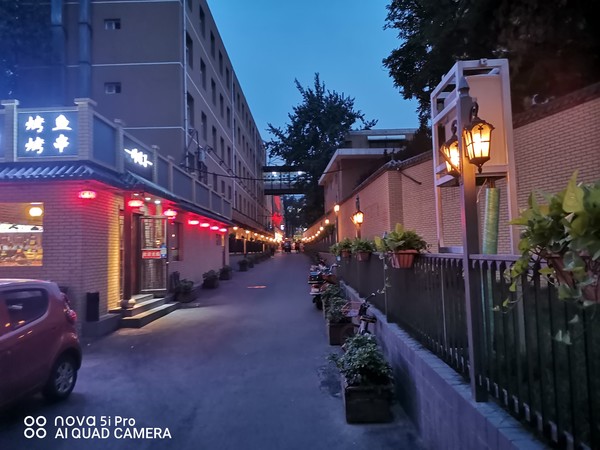 未开启超级夜景 以拍为主,颜值与实力并存:华为nova 5i Pro新品评测