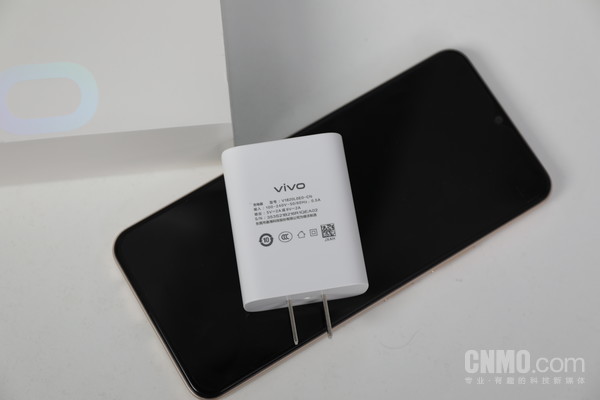 vivo Y35真机实拍 vivo Y35体验:长续航搭配大内存 轻薄有实力