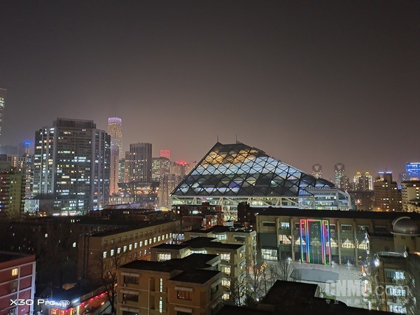 夜景样张 用vivo X30 Pro发现身边美景:尽显全焦段四摄的魅力