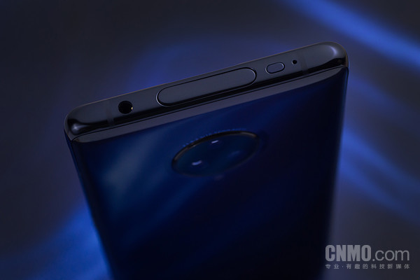 vivo NEX 3 5G评测:“瀑布”之下连接的是下一个未来 vivo NEX 3 5G评测:“瀑布”之下连接的是下一个未来