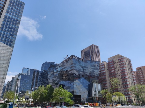 一加8体验评测:始于性能 陷于颜值 忠于手感 一加8体验评测:始于性能 陷于颜值 忠于手感