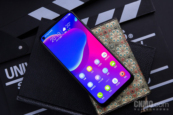 5G视频中兴天机Axon 11 SE 5G评测:用心记录生活之美