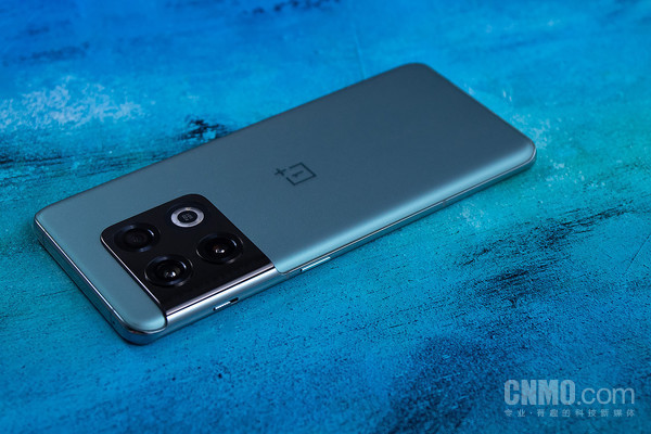 一加 10 Pro 一加 10 Pro性能实测:软硬结合 打造新一代性能旗舰