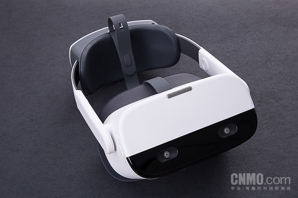 Pico Neo 2的头显部分 随时随处的忘我 Pico Neo 2获得逼真体验的VR一体机