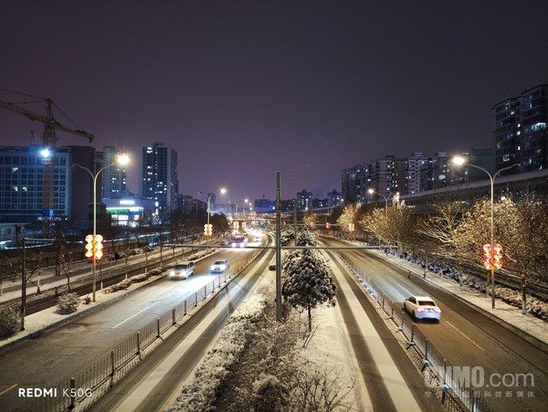 Redmi K50电竞版夜景样张 Redmi K50电竞版评测:一点“寒芒”先到 随后枪出如龙