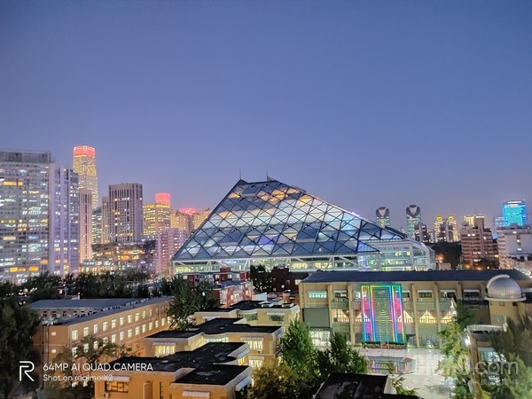 超级夜景样张 realme X2评测:来自6400万像素世界的精心问候
