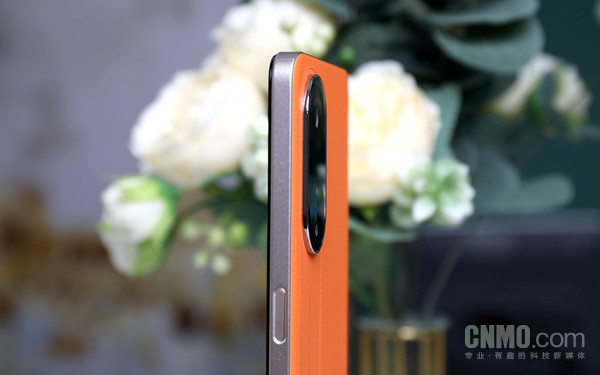 OPPO A1 5G评测:赤霞橙素皮加持 营造同档位好手感 OPPO A1 5G评测:赤霞橙素皮加持 营造同档位好手感
