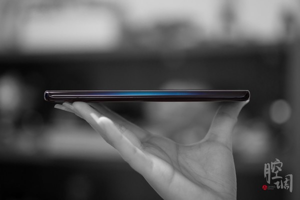 vivo NEX 3 5G:突破平面维度 感受未来的肆意蔓延 vivo NEX 3 5G:突破平面维度 感受未来的肆意蔓延