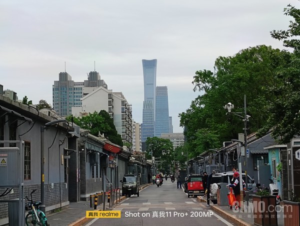 真我11 Pro+ 2x样张 质价比之王realme真我11 Pro+评测:一颗镜头带来多焦段拍摄自由