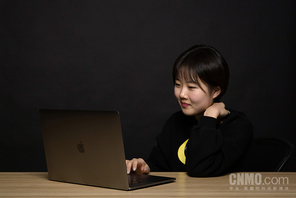 16英寸MacBook Pro:强大性能 致敬背后认真工作的你 16英寸MacBook Pro:强大性能 致敬背后认真工作的你