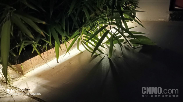 酷派COOL 20 Pro夜景样张 酷派COOL 20 Pro评测:追求极致的影音体验 一款令人愉悦的休闲神器