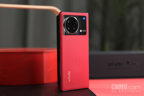 vivo X Fold+ vivo X Fold+评测:“高端折叠屏手机”的全新答案