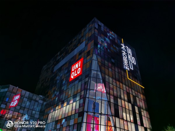 荣耀V30 PRO 夜景拍摄硬碰硬 荣耀V30 PRO对比三星Note10+ 5G