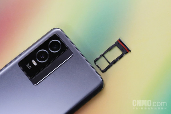 vivo Y76s支持Micro SD卡扩展 vivo Y76s评测:星钻工艺加持 千元机也能轻薄时尚