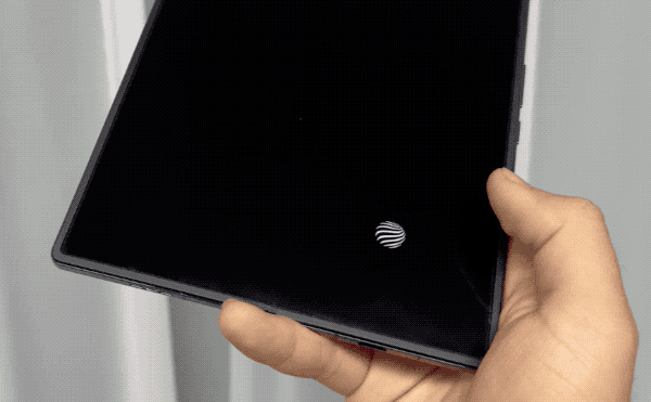 vivo X Fold2:更易用的折叠屏旗舰 “减重不减质” vivo X Fold2:更易用的折叠屏旗舰 “减重不减质”
