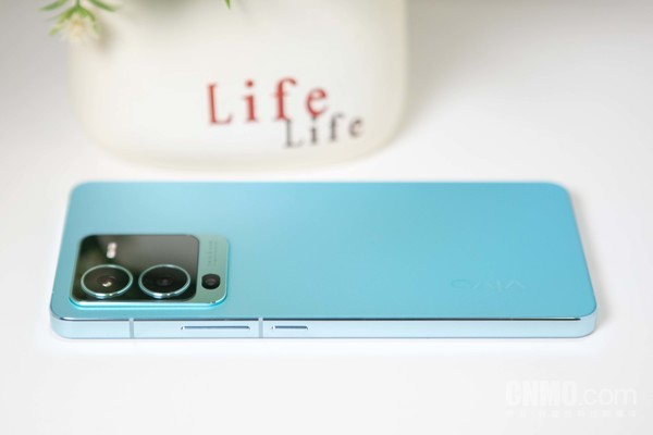 vivo S15 vivo S15:S系列的一次蜕变 这次的亮点竟然在性能