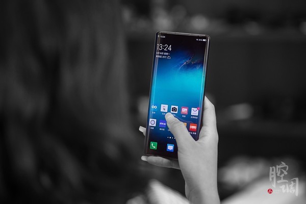 vivo NEX 3 5G:突破平面维度 感受未来的肆意蔓延 vivo NEX 3 5G:突破平面维度 感受未来的肆意蔓延