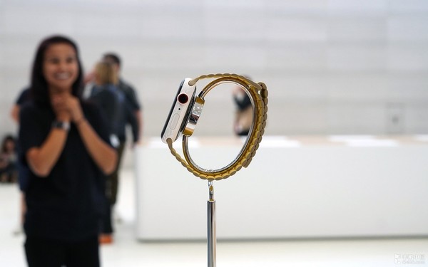 Apple Watch Series 5评测:苹果想要的 是改变你的生活 Apple Watch Series 5评测:苹果想要的 是改变你的生活