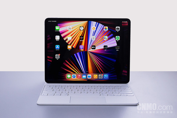 iPad Pro iPad Pro 12.9评测:最强屏幕与最强芯片的完美融合