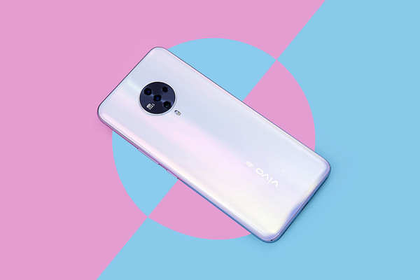 vivo S6评测:前置柔光夜景自拍 “精神小伙”们都爱上了 vivo S6评测:前置柔光夜景自拍 “精神小伙”们都爱上了