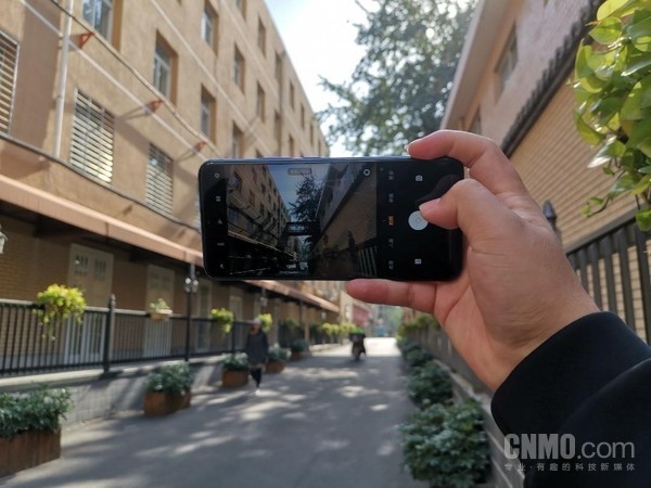 vivo U3拍照 vivo U3超大电池让电量焦虑成为过去时 游戏更持久