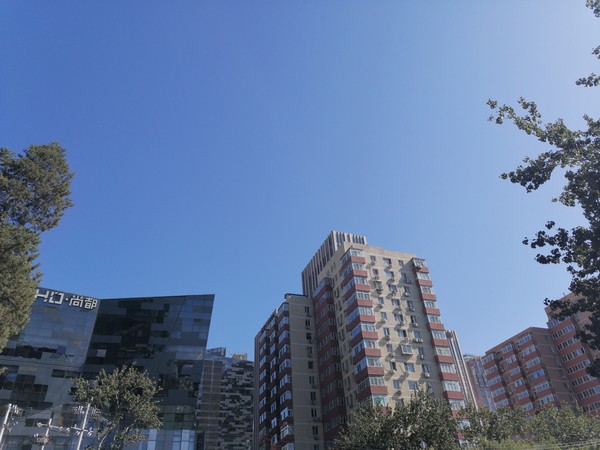 华为畅享10普通模式拍摄样张 华为畅享10评测 超清夜景率真演绎“新一代千元实力派”