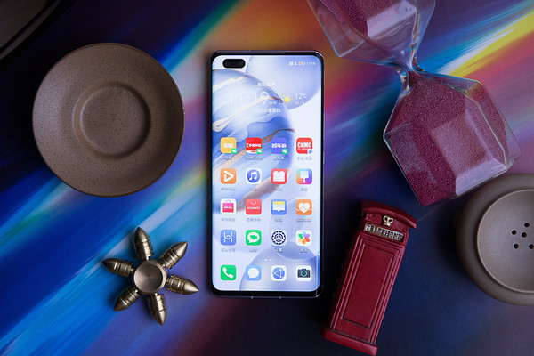 荣耀30 Pro+ 荣耀30 Pro+快充测试 40W有线+27W无线“绝速双骄”