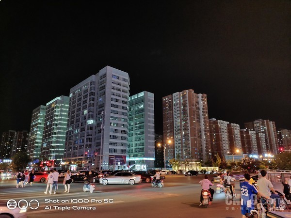 5G旗舰不止有速度与颜值:用iQOO Pro发现身边的美 5G旗舰不止有速度与颜值:用iQOO Pro发现身边的美