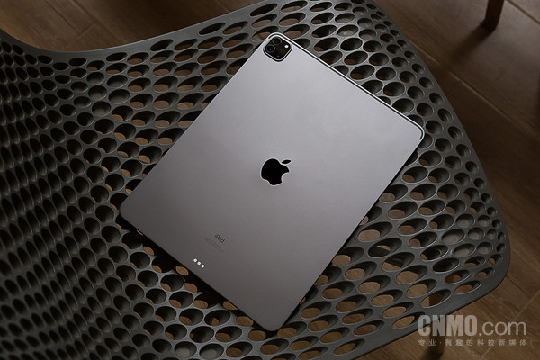 iPad Pro iPad Pro 12.9评测:最强屏幕与最强芯片的完美融合