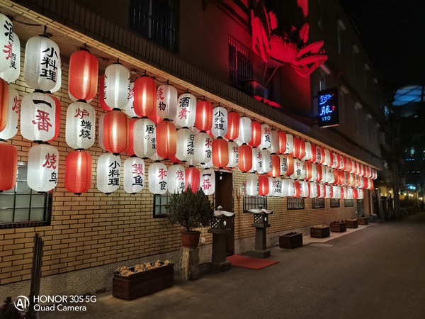 荣耀30S夜景 荣耀30S夜拍评测 麒麟820加持让你拍出旗舰级夜景