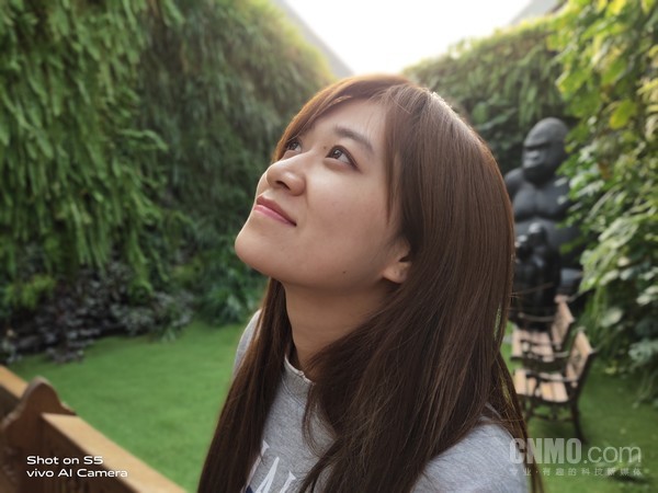 拍照神器vivo S5是否人如其名?它会的远远不止“美颜” 拍照神器vivo S5是否人如其名?它会的远远不止“美颜”