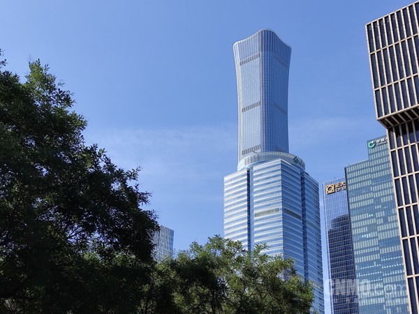 Nothing phone (1)评测:一款需要勇气的理想主义产品 Nothing phone (1)评测:一款需要勇气的理想主义产品
