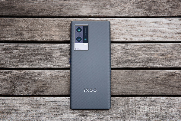 iQOO 8 Pro iQOO 8 Pro评测:听说这次找不到“六边形战士”的短板?