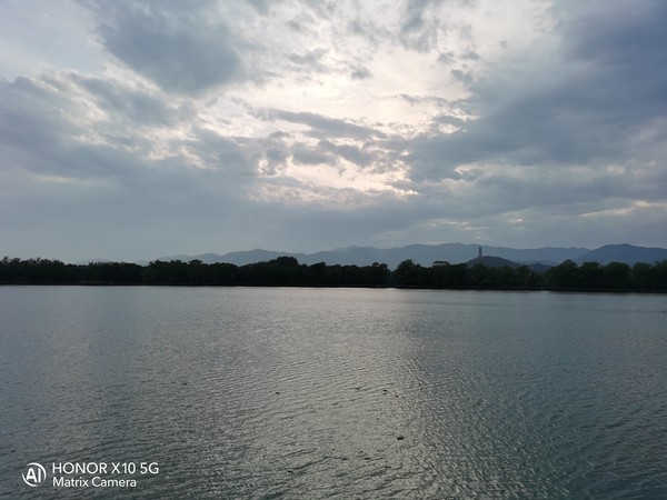 荣耀X10深度评测:我为什么只给这款手机打90分? 荣耀X10深度评测:我为什么只给这款手机打90分?