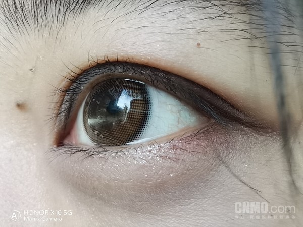大小场景一手轻松掌握:荣耀X10带你解锁拍照新姿势 大小场景一手轻松掌握:荣耀X10带你解锁拍照新姿势