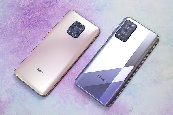 左:Redmi 10X Pro 右:荣耀X10 荣耀X10对比Redmi 10X Pro 2000元的5G手机怎么选