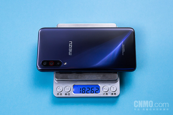 魅族16T实测重量182.62g “年轻人买得起的旗舰”长什么样?魅族16T告诉你答案