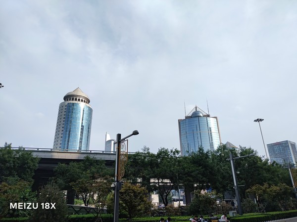 魅族18s/18X体验:“小屏旗舰”和“性能直屏”你更中意谁? 魅族18s/18X体验:“小屏旗舰”和“性能直屏”你更中意谁?