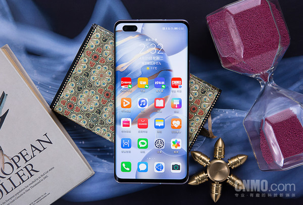 荣耀30 Pro+ 荣耀30 Pro+性能测试:麒麟990 5G让你“以快制胜”